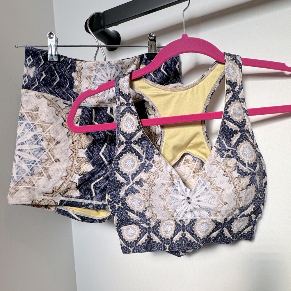 Wolven set top S/bottoms M